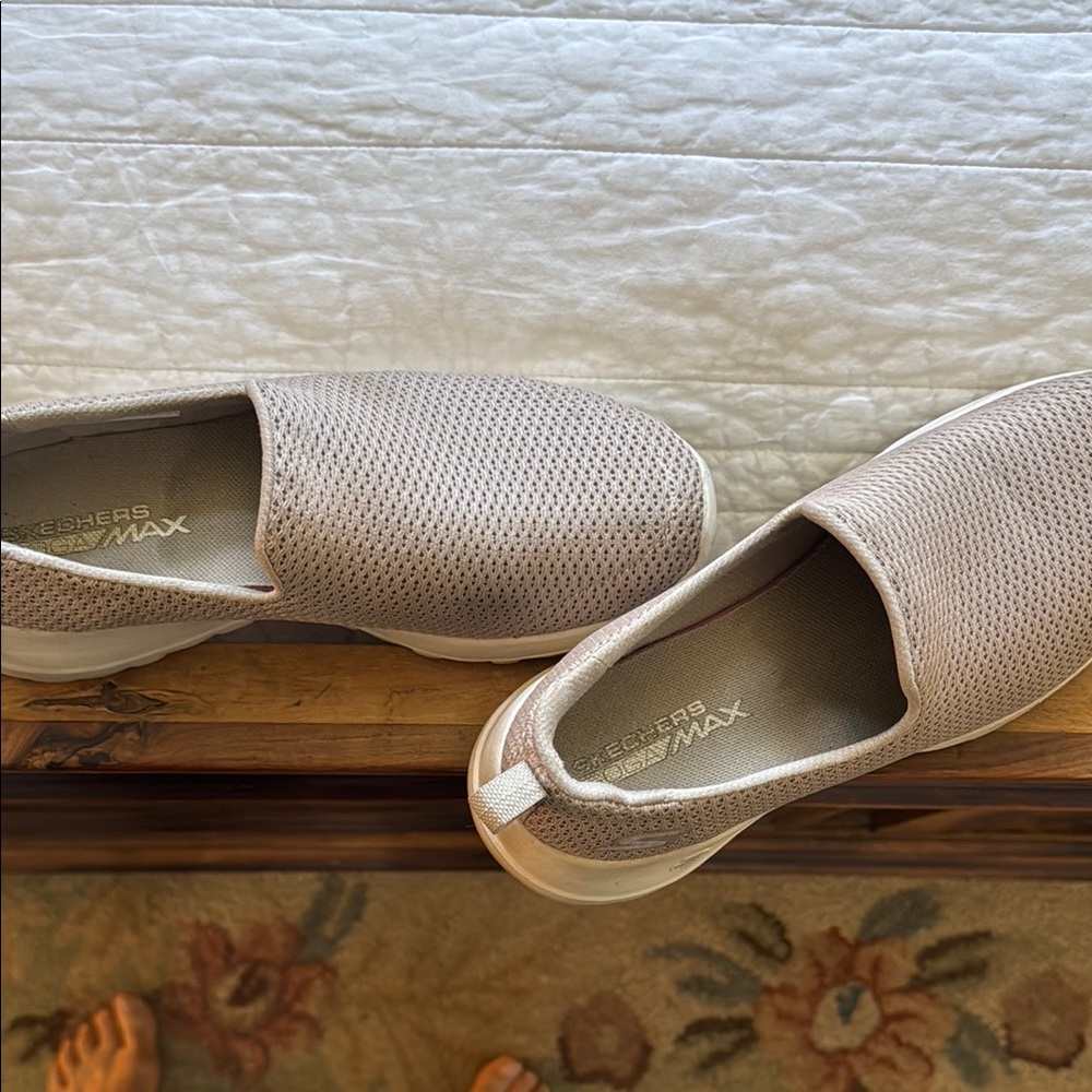 Skechers Light Beige/ Grey Slip-On Shoes Goga Max - Picture 8 of 8